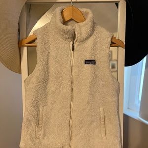 White Patagonia Fuzzy Vest - Size S
